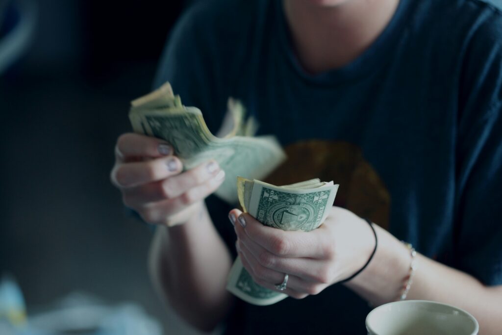the 50/30/20 budget rule explained simply — practical money management guide