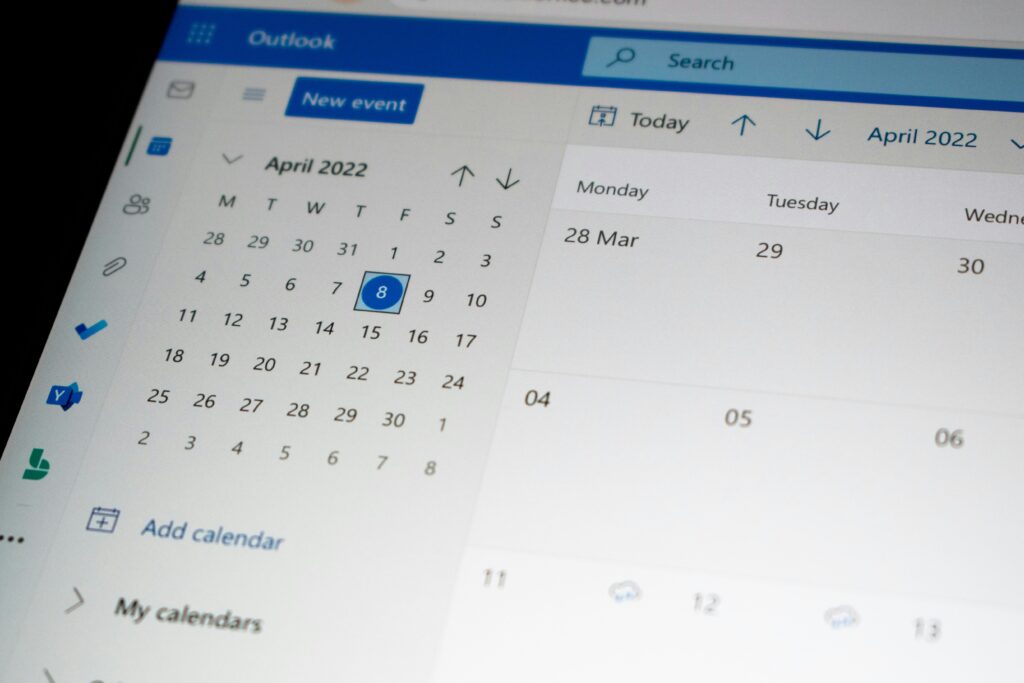 Free apps to plan your week shown on a phone and laptop screen